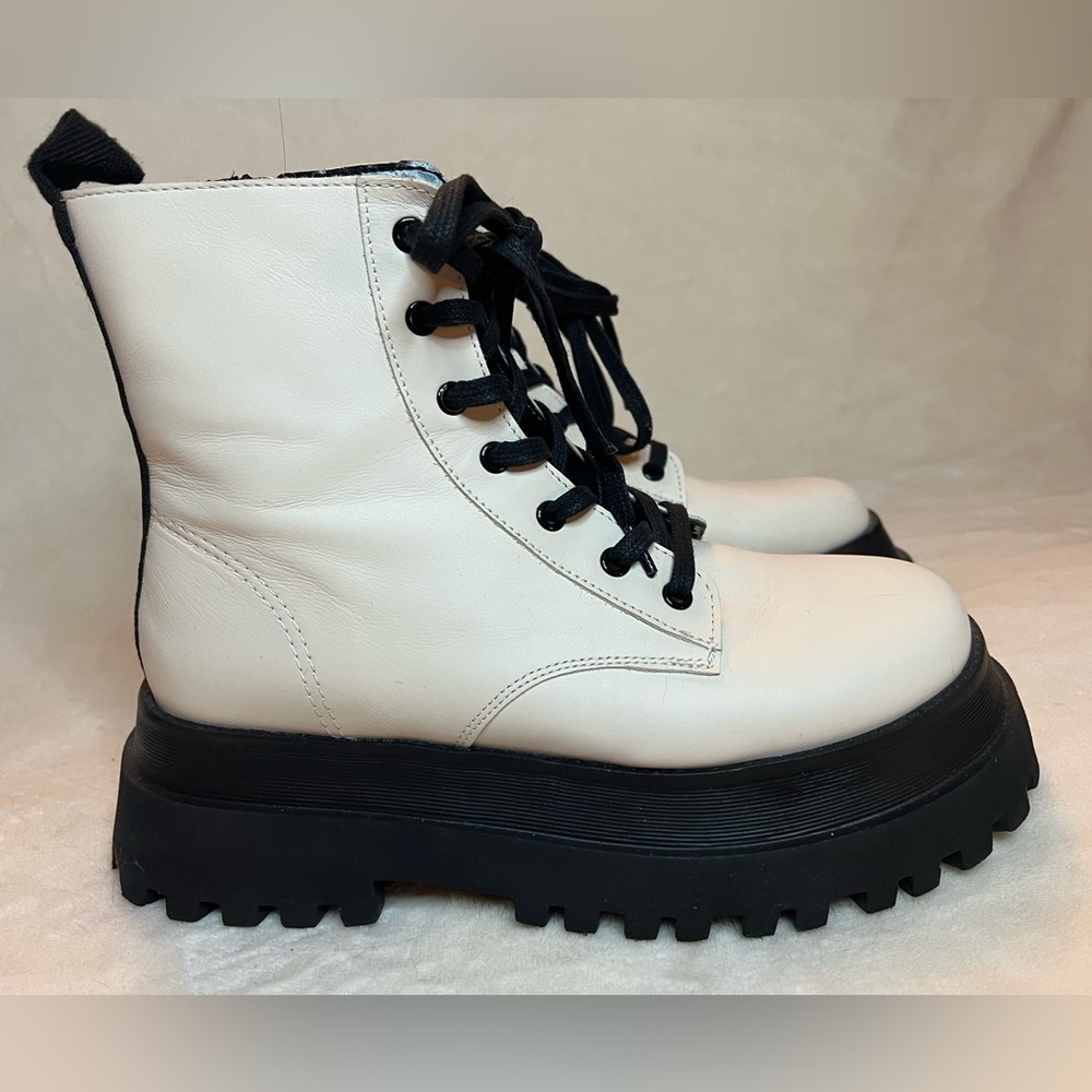 Zara size 39 Off White Combat platform Boots - USED